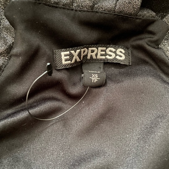 NEW! Express Womens Size XS Top Metallic Gray Black Layered Dressy Blouse Fancy - Picture 6 of 8